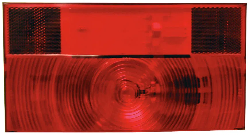 V25911 – PETERSON MFG Trailer Light, Stop/ Turn/ Tail Light Incandescent Bulb Rectangular Red 8-9/16 Inch Length x 4-...
